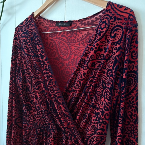 Honey Punch Burnout Velvet Paisley Faux Wrap Romper | Size Small - Picture 4 of 7